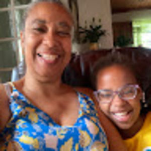 Meet your Posher, Lenora